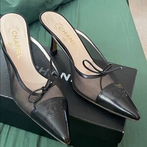 CHANEL Black Mesh and Leather Pointed-Toe Mules with Bow